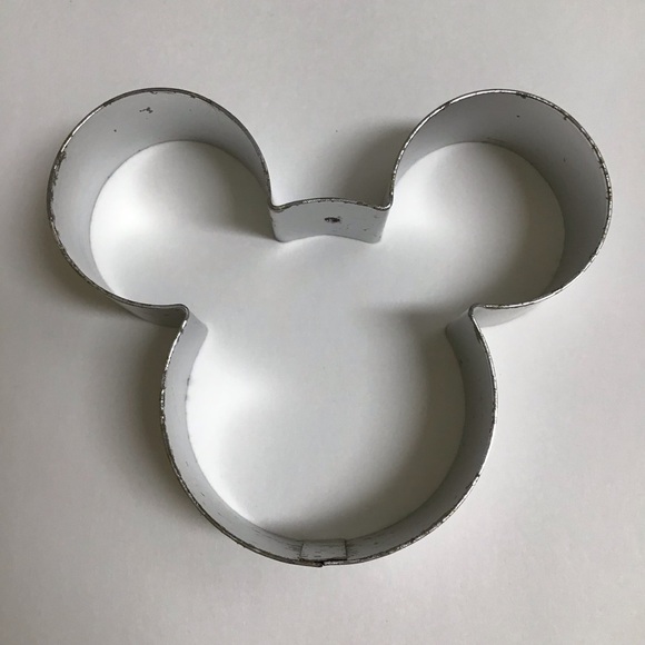 Disney Taiwan Mickey Mouse Ears Cookie Cutter Metal Biscuit Sandwich Vintage - Picture 6 of 8